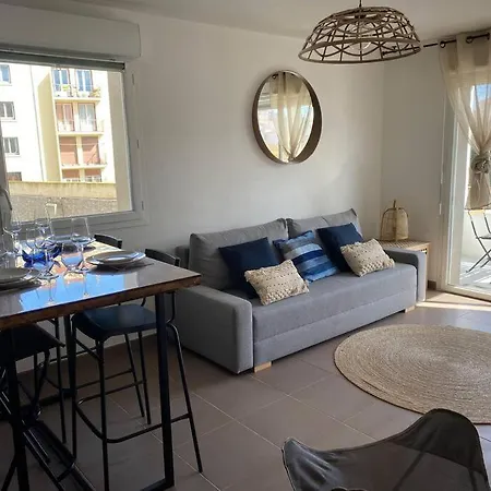Appartement Cosy T3 Gare Terrasse + Parking *