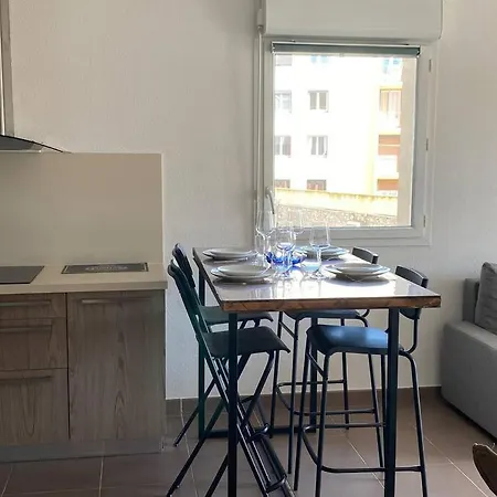 Cosy T3 Gare Terrasse + Parking Apartment *
