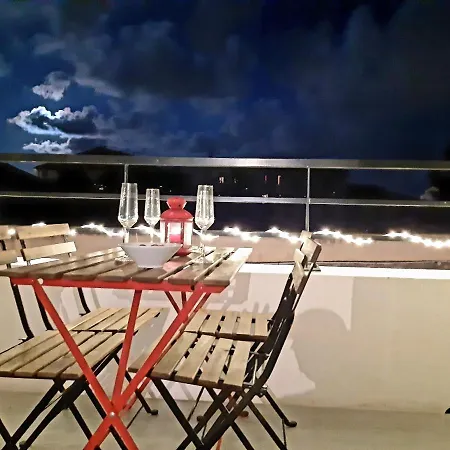 Cosy T3 Gare Terrasse + Parking * Sète